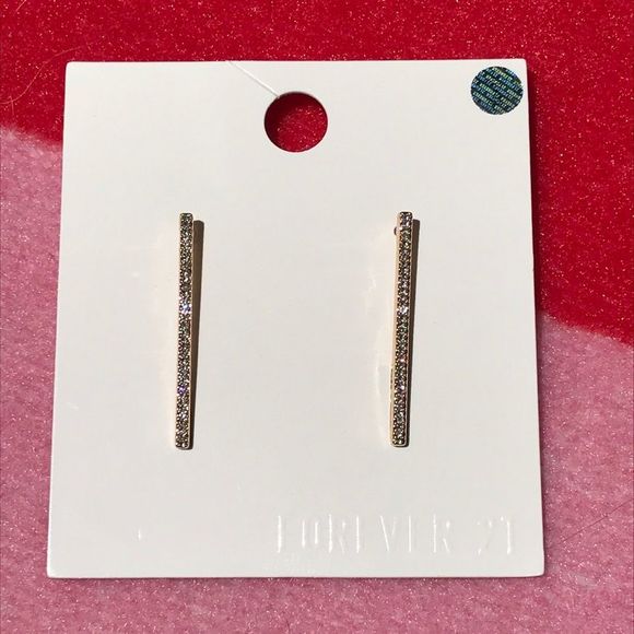 Forever 21 🌟NEW✨ earrings - Picture 1 of 7